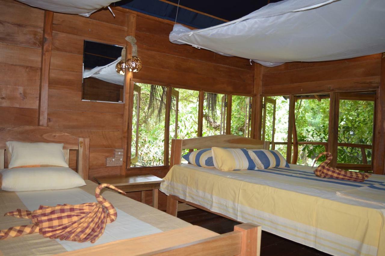 Kumbuk Tree House Yala Villa Tissamaharama Bagian luar foto